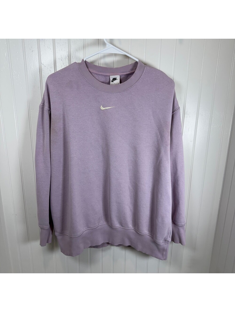 Nike Mini Center Swoosh Lavender Crewneck Pullover Sweatshirt Ladies Size Small